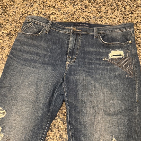 Rock & Republic destroyed boyfriend cut jeans jeans size 14 - Picture 3 of 9
